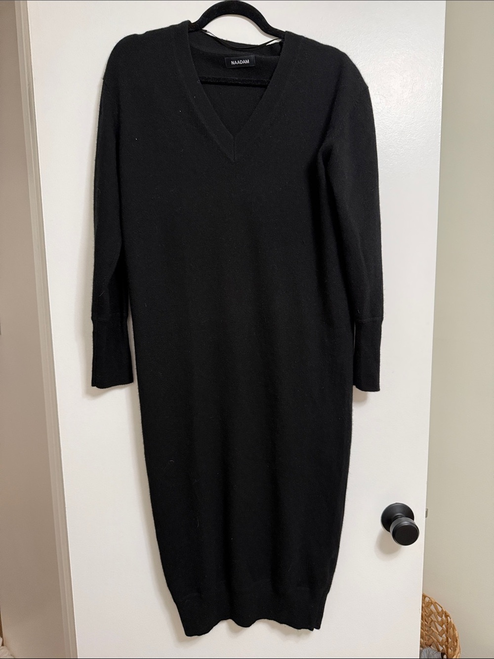 NAADAM Black V-Neck Long Sleeve 100% Cashmere Sweater Knit Midi Dress